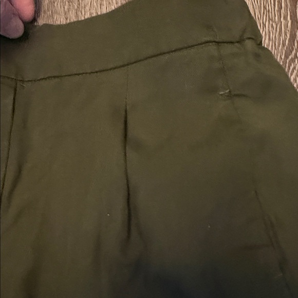 RW& Co Olive Green loose dress Pants - Picture 3 of 5